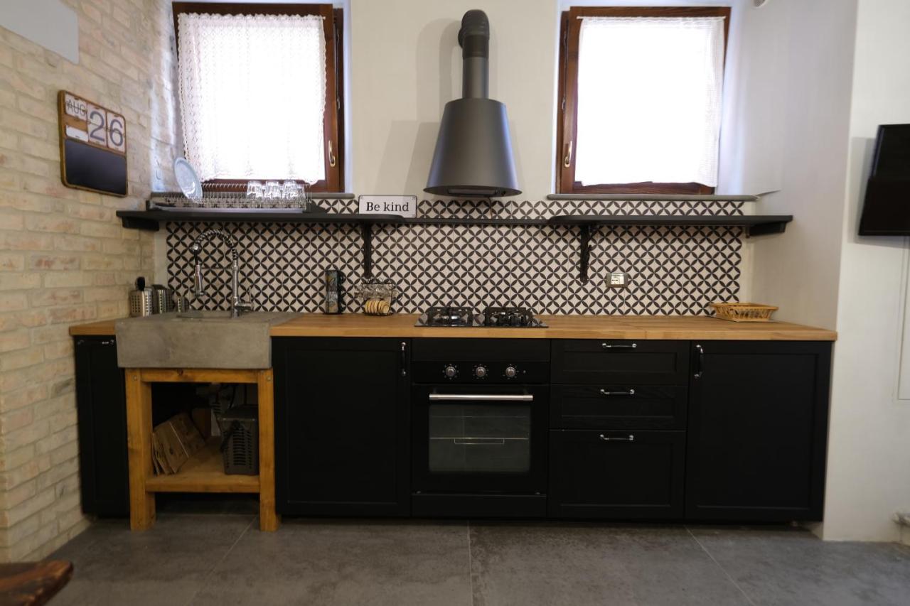 La Casa Di Francesco E Rosina Διαμέρισμα Σαν Μπενεντέτο ντελ Τρόντο Εξωτερικό φωτογραφία
