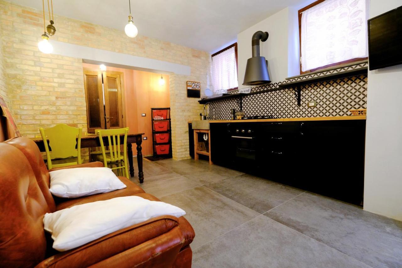 La Casa Di Francesco E Rosina Διαμέρισμα Σαν Μπενεντέτο ντελ Τρόντο Εξωτερικό φωτογραφία